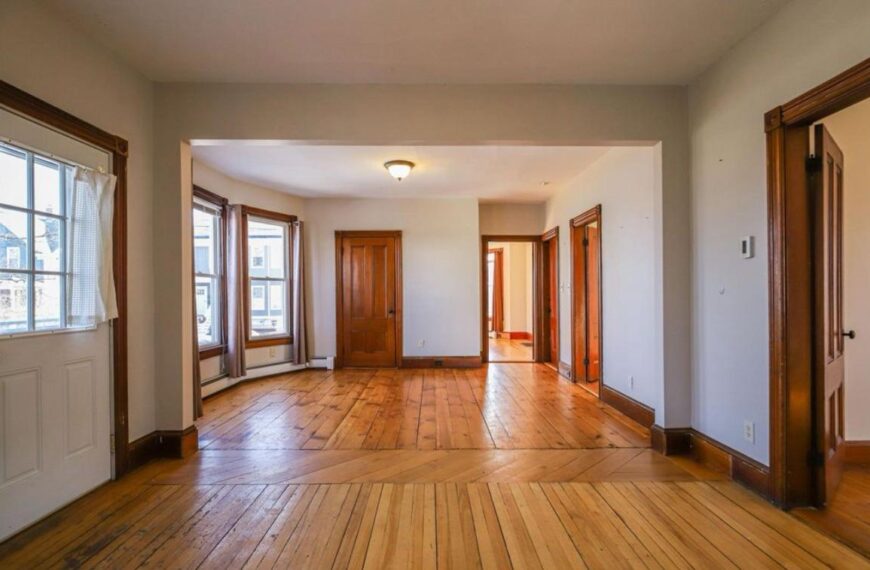 Mixing Wood Tones Coordinating Your Wooden Interior Doors with Flooring and Furniture